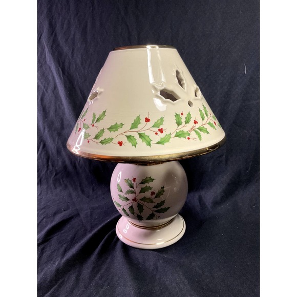 Lenox Winterberry Wax Candle Lamp - Picture 1 of 4